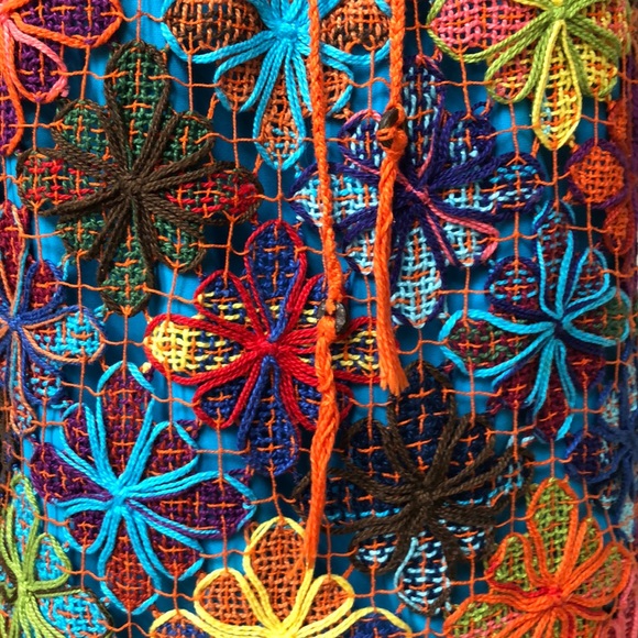 Crochet strapless top - Picture 3 of 7